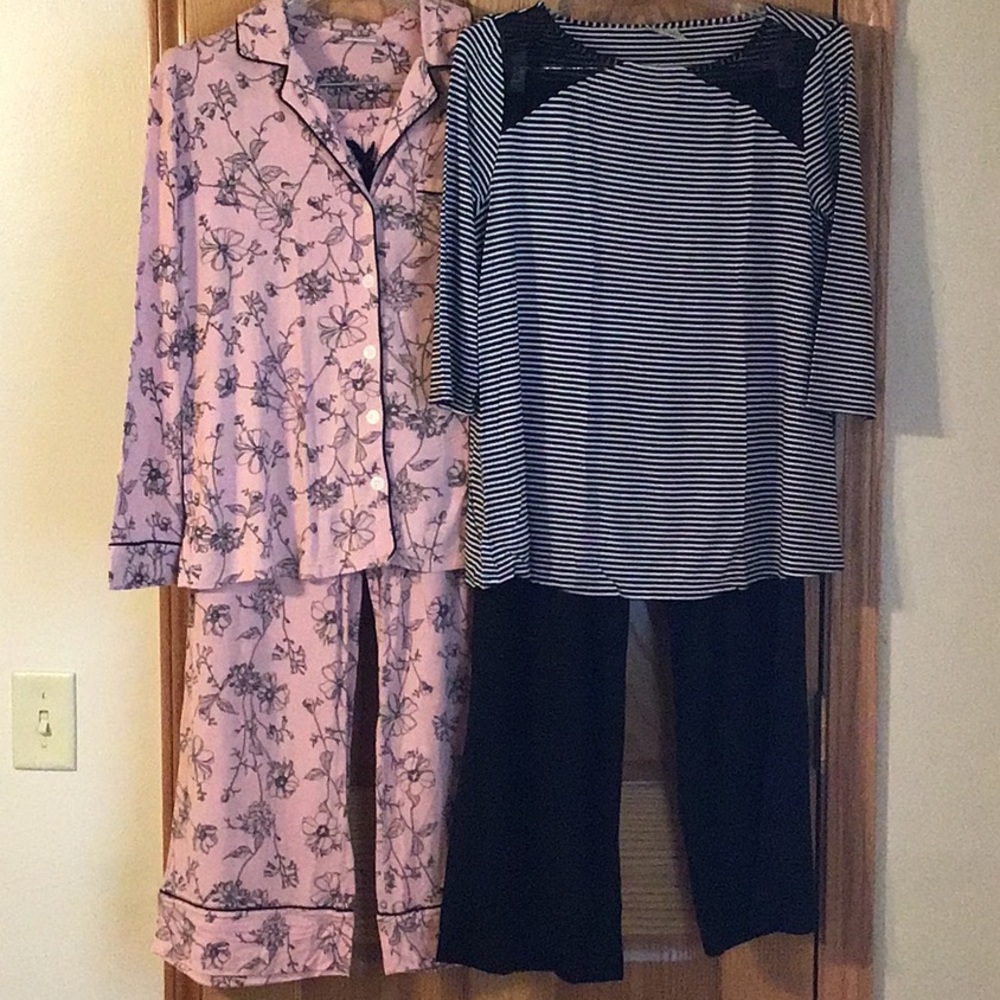 2 Soma CoolNights Pajama Sets in Size Small with Bonus Extra Pair of Pants